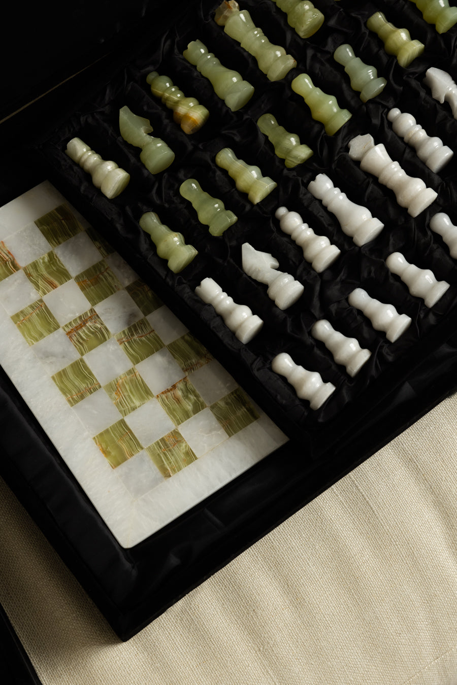 MARBLE & ONYX Chess Set - Tiger Green Onyx & White Carrara Marble