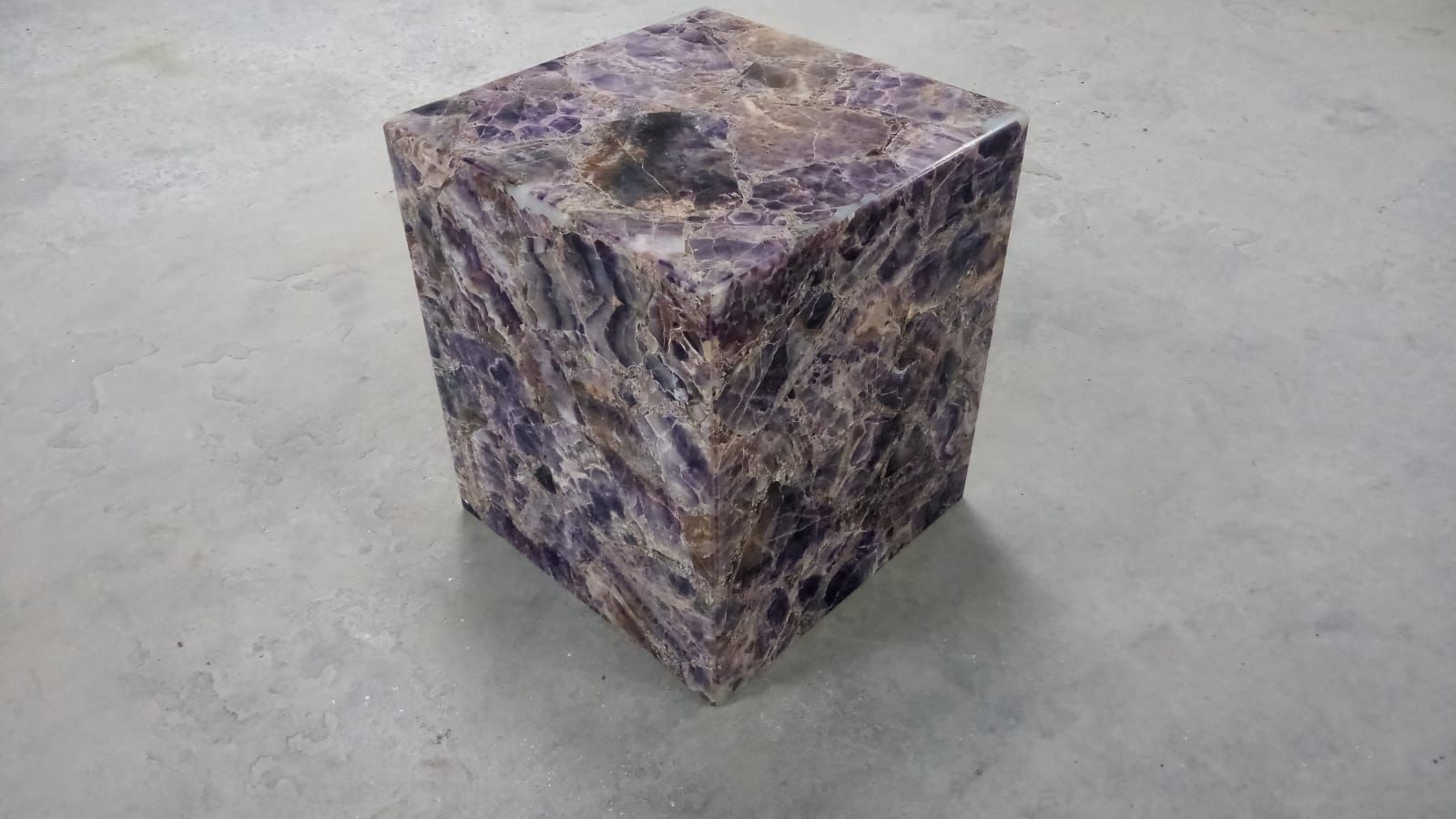 Custom FORTIS - Column - AW25 Archive Sale