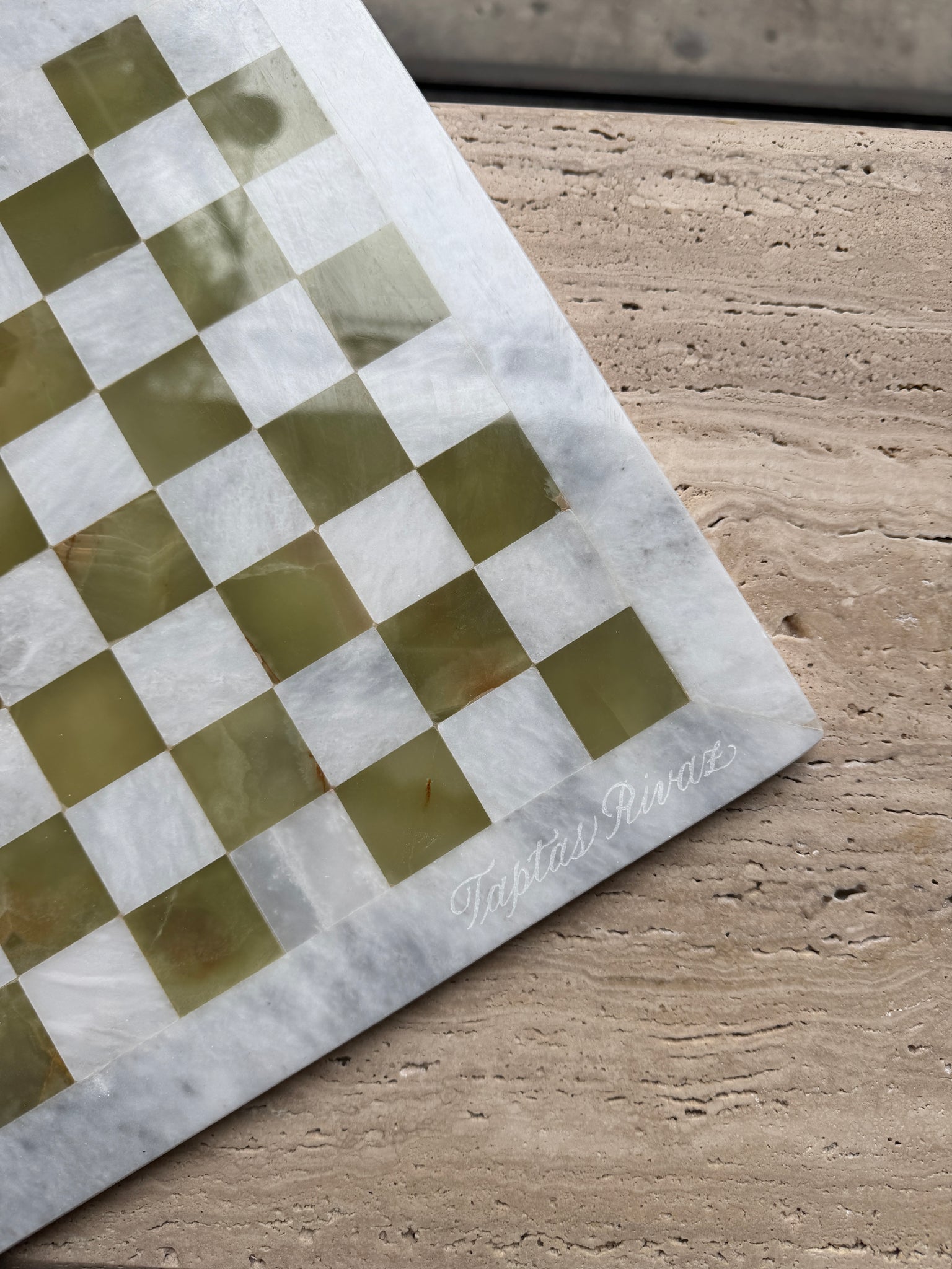 "RAVELLO" Marble & Onyx Chess Set